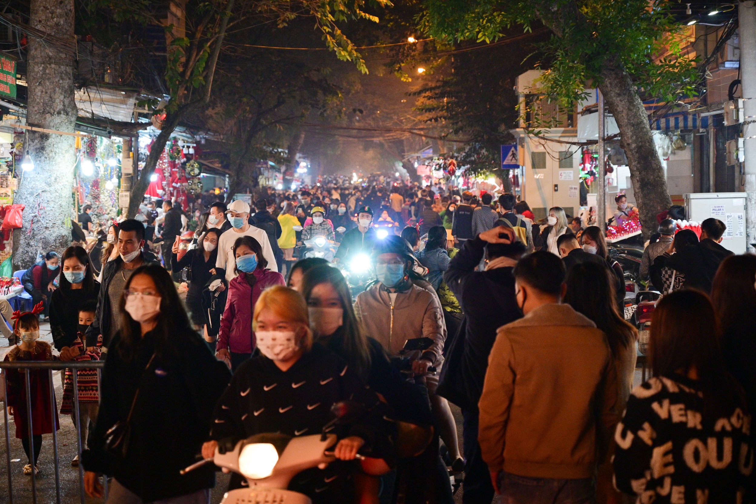 Khong khi Noel o thu do anh 8