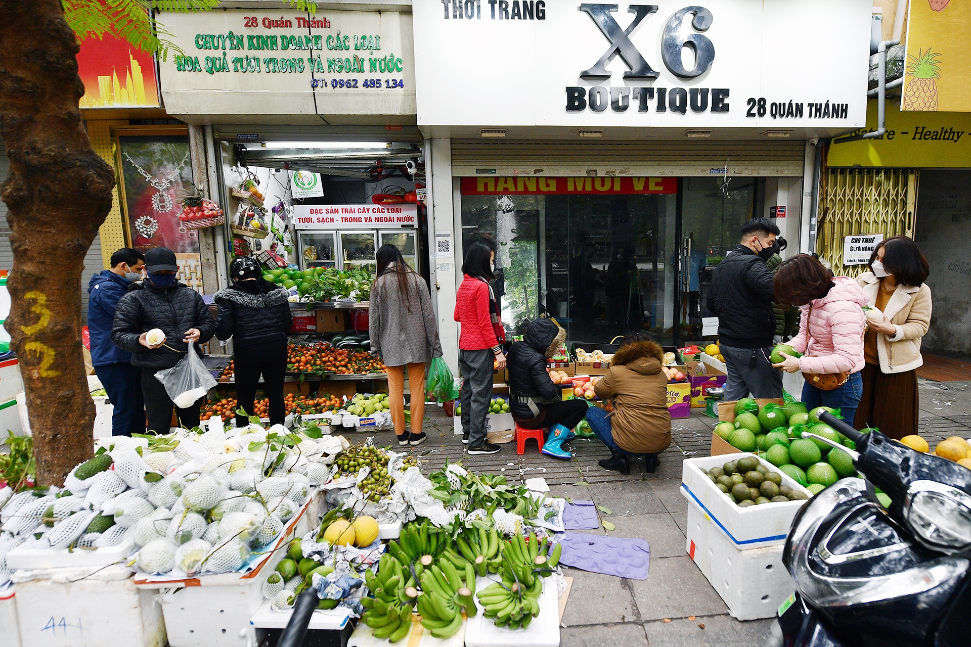 cho ngay 29 Tet anh 6