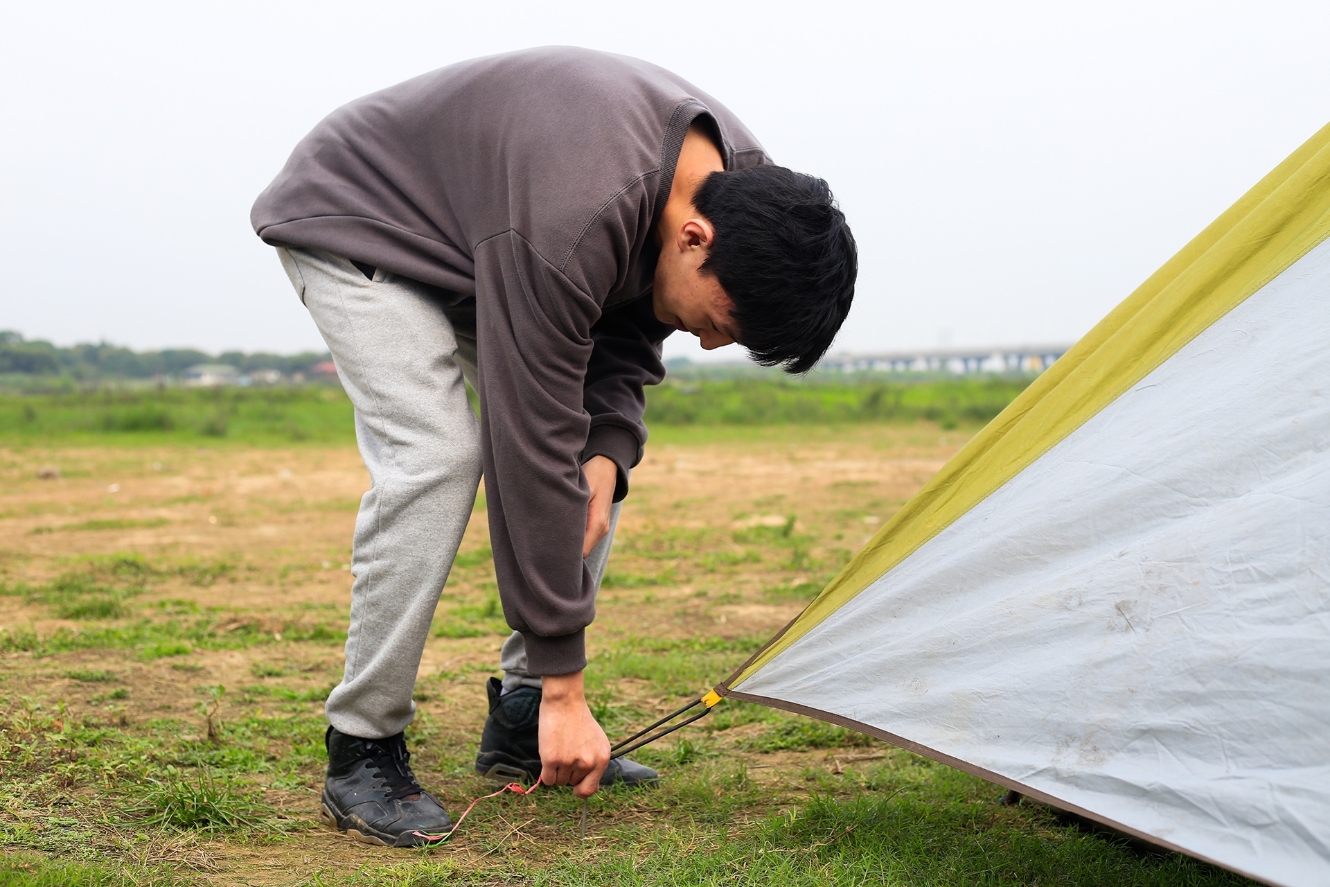 da ngoai o bai song Hong gan cau Vinh Tuy anh 3