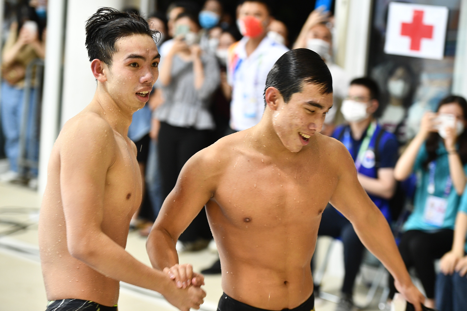 Huy Hoang doat hai huy chuong vang boi loi anh 10