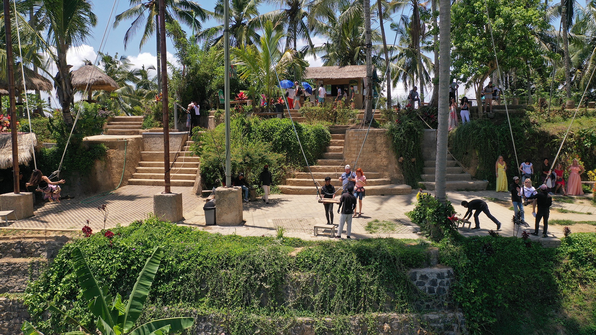 choi xich du o Bali anh 1