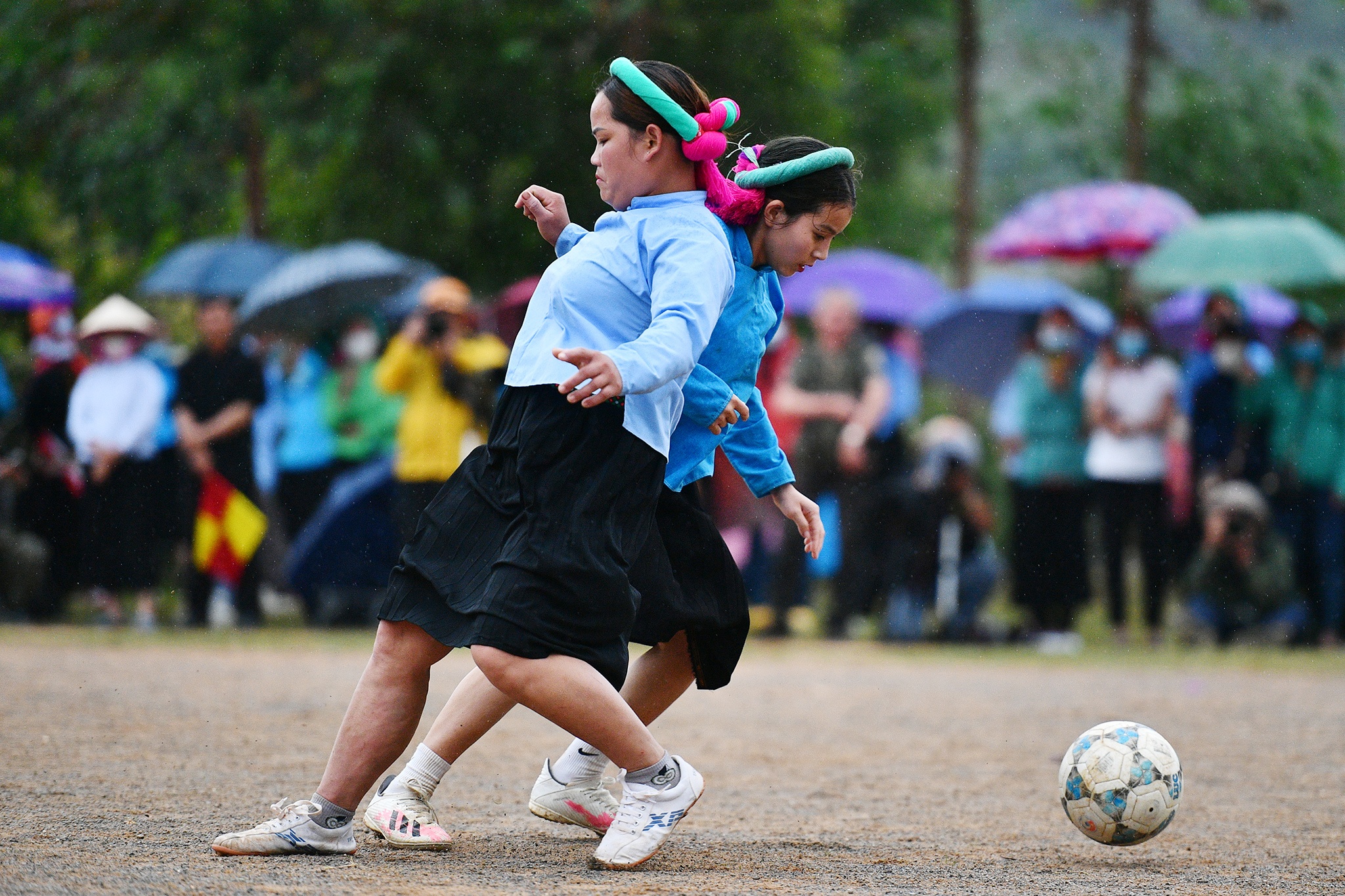 giai da bong nu o nu Binh Lieu anh 11