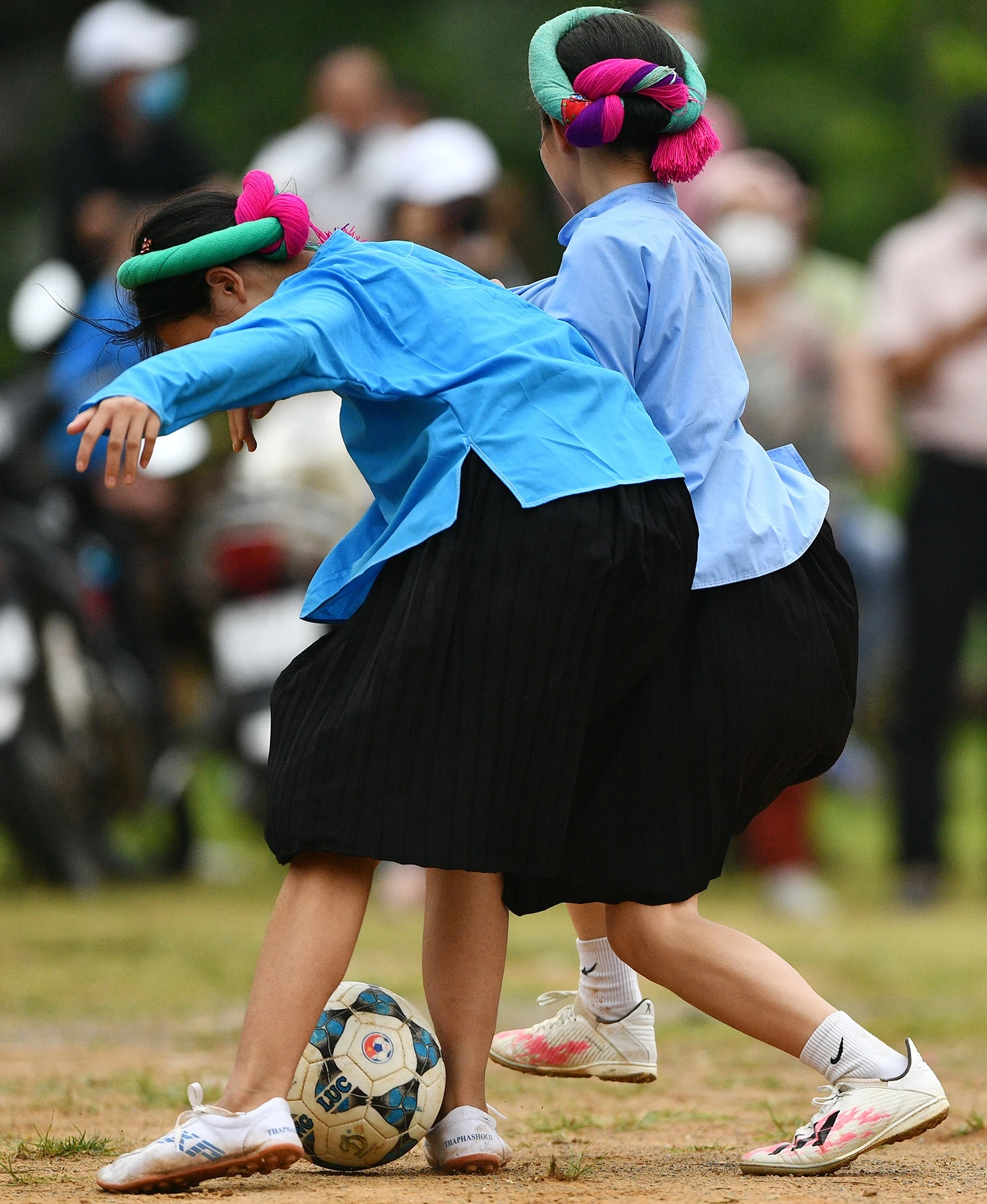 giai da bong nu o nu Binh Lieu anh 39