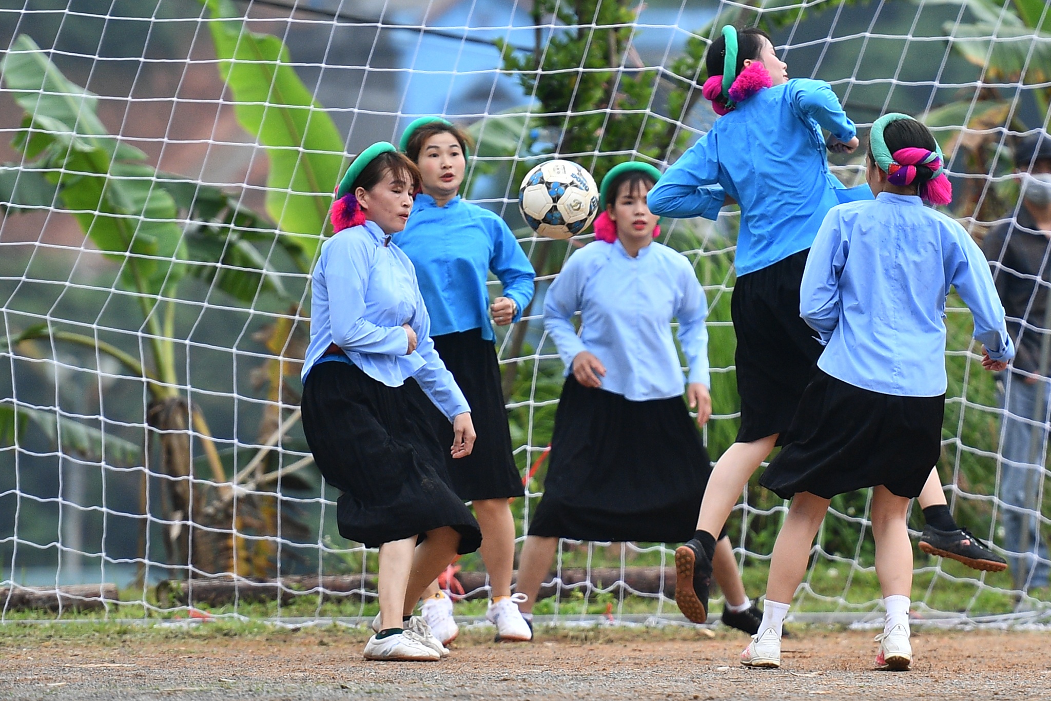 giai da bong nu o nu Binh Lieu anh 33