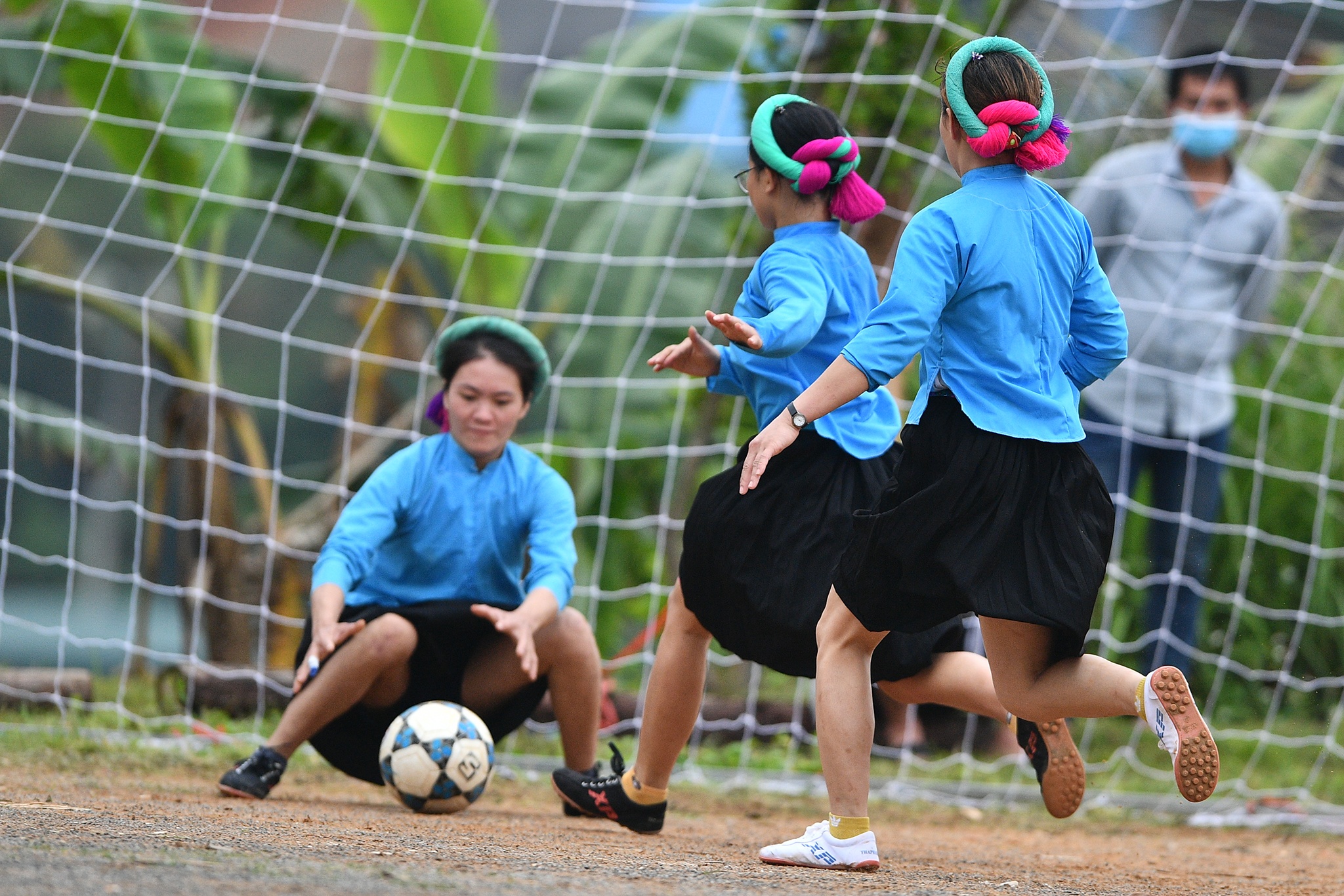 giai da bong nu o nu Binh Lieu anh 34