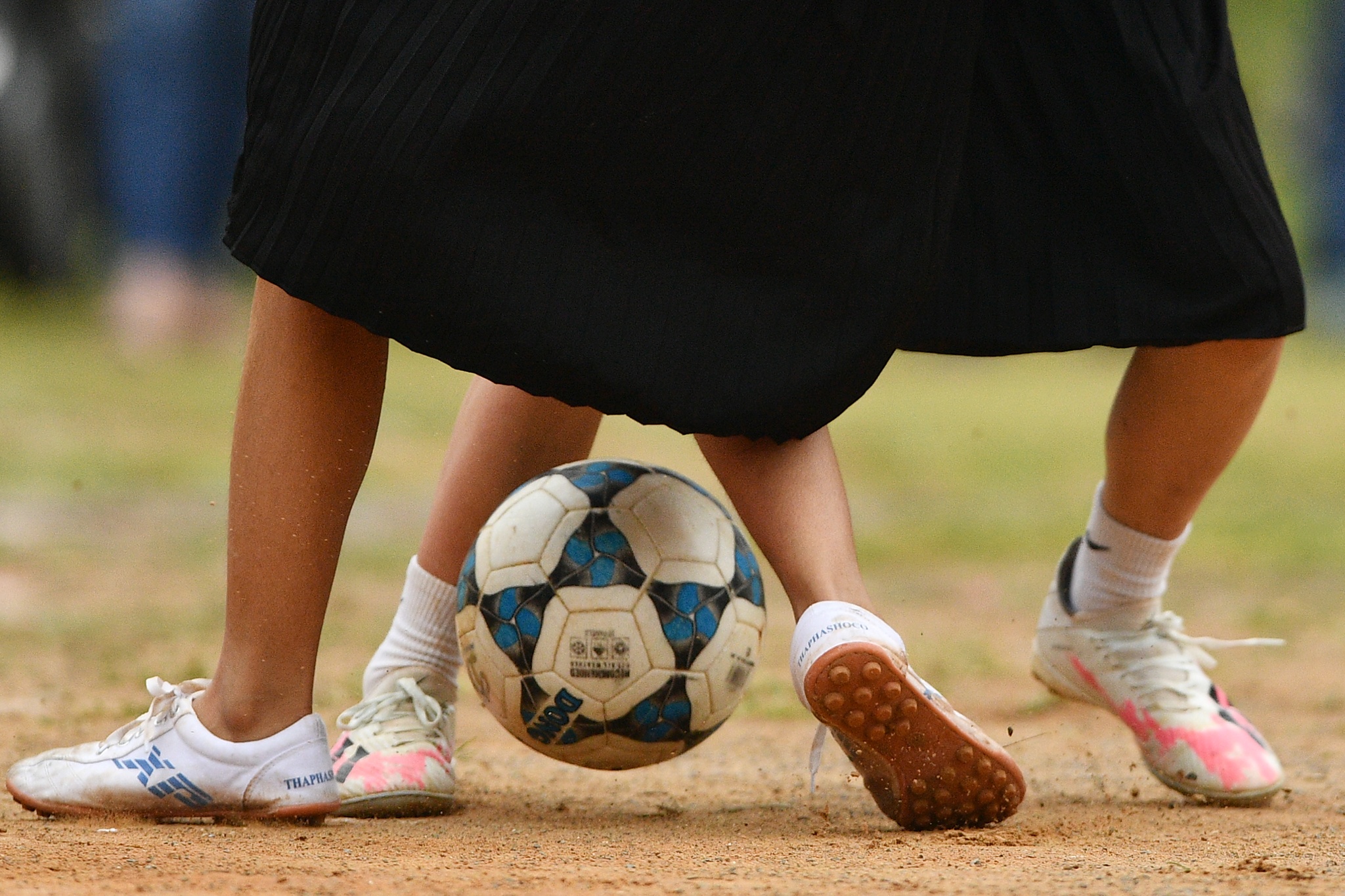 giai da bong nu o nu Binh Lieu anh 35