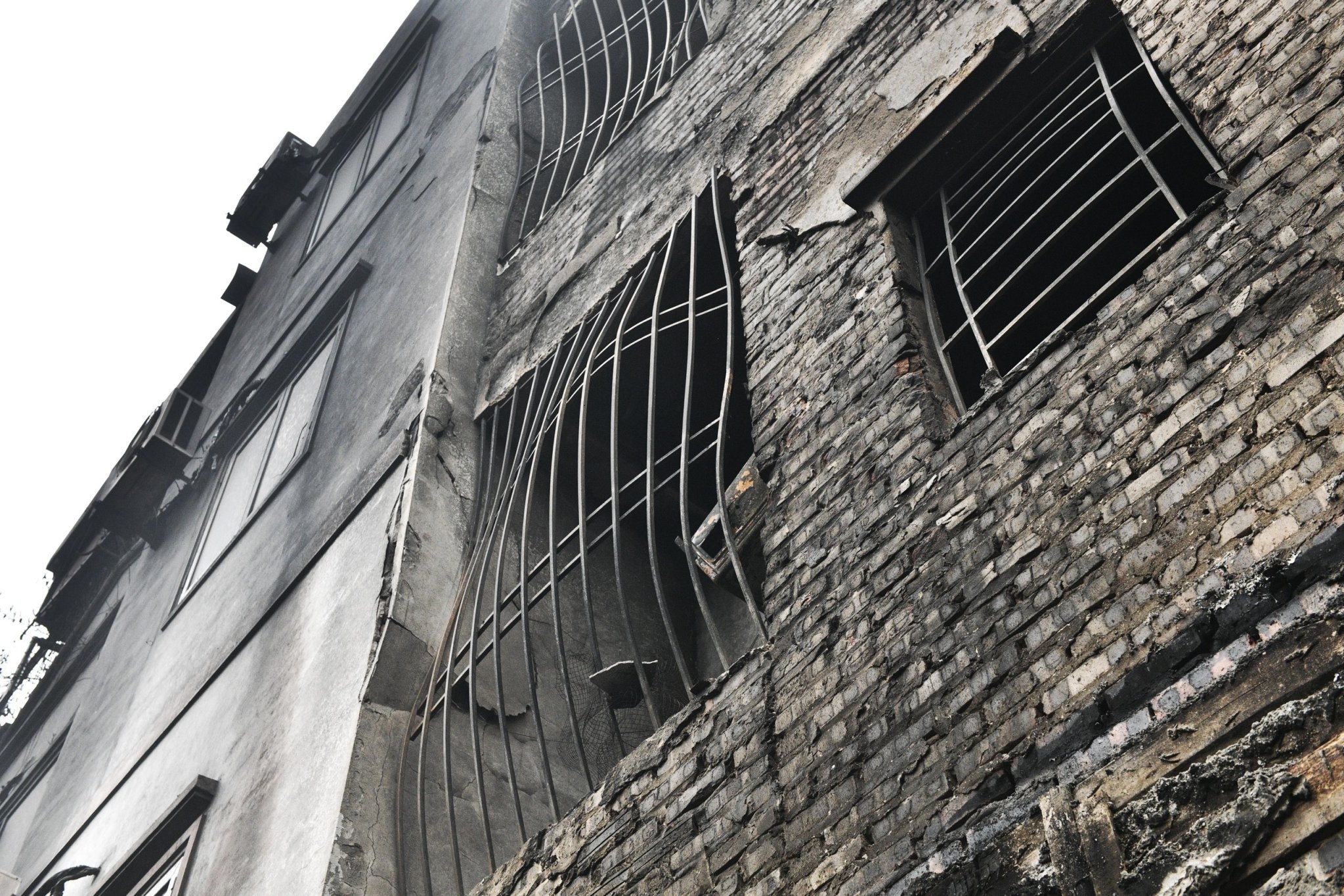 vu chay 7 can nha o pho Nguyen Hoang anh 3