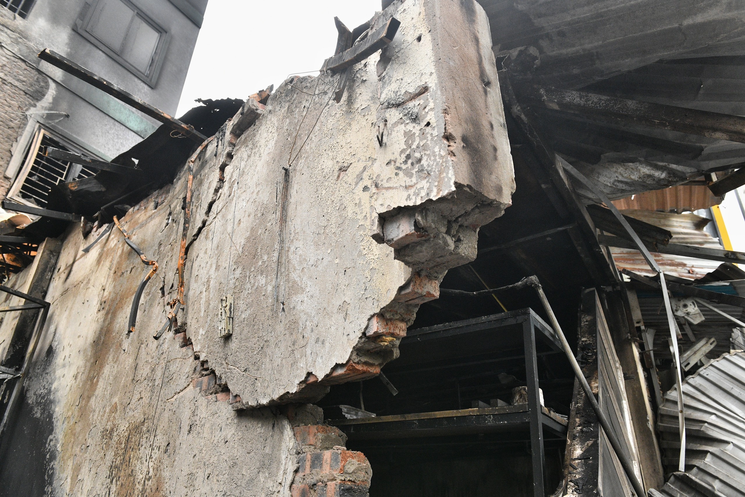 vu chay 7 can nha o pho Nguyen Hoang anh 5