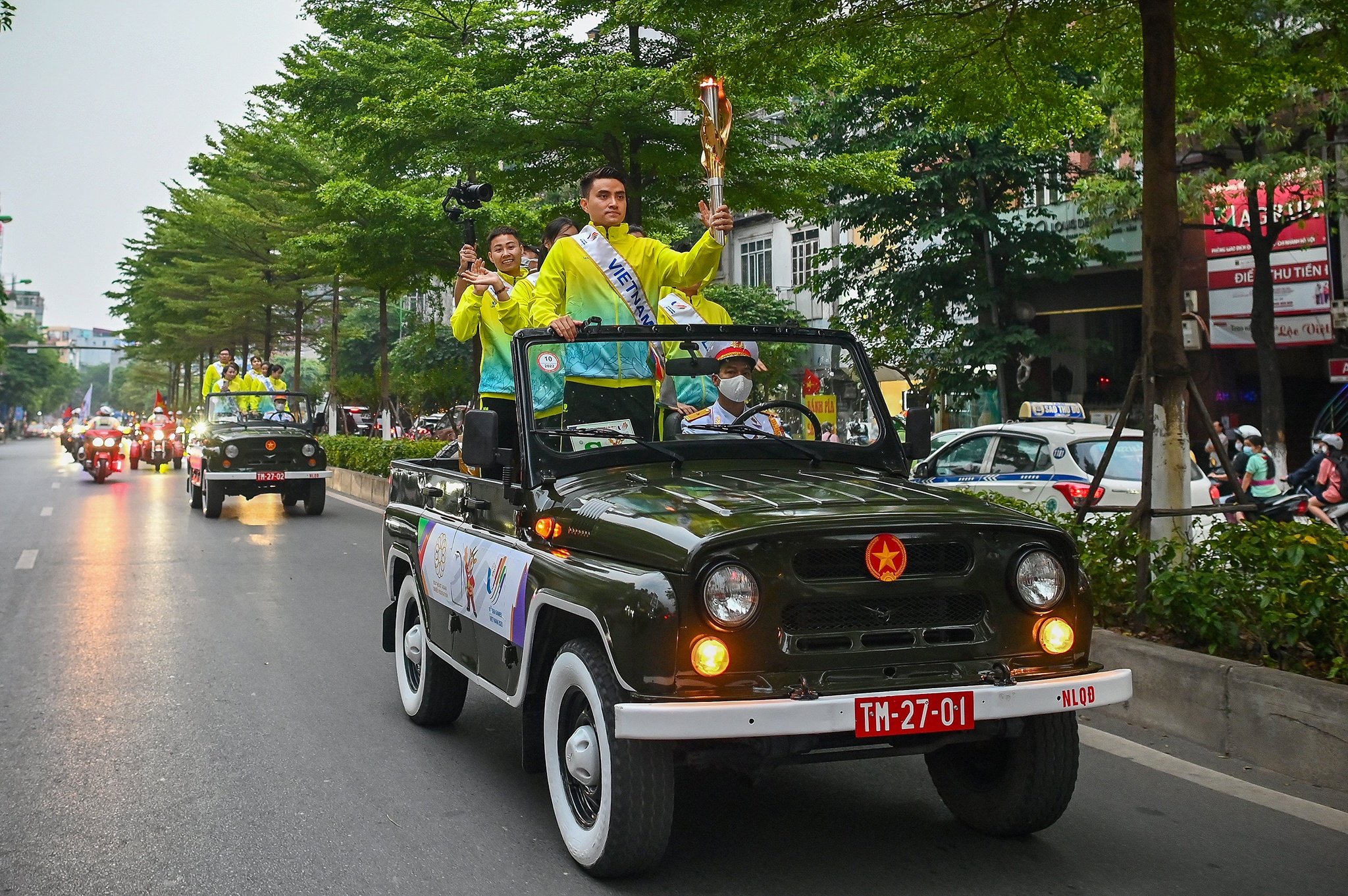 rước đuốc SEA Games về sân Mỹ Đình ảnh 11 ruoc duoc SEA Games ve san My Dinh anh 11