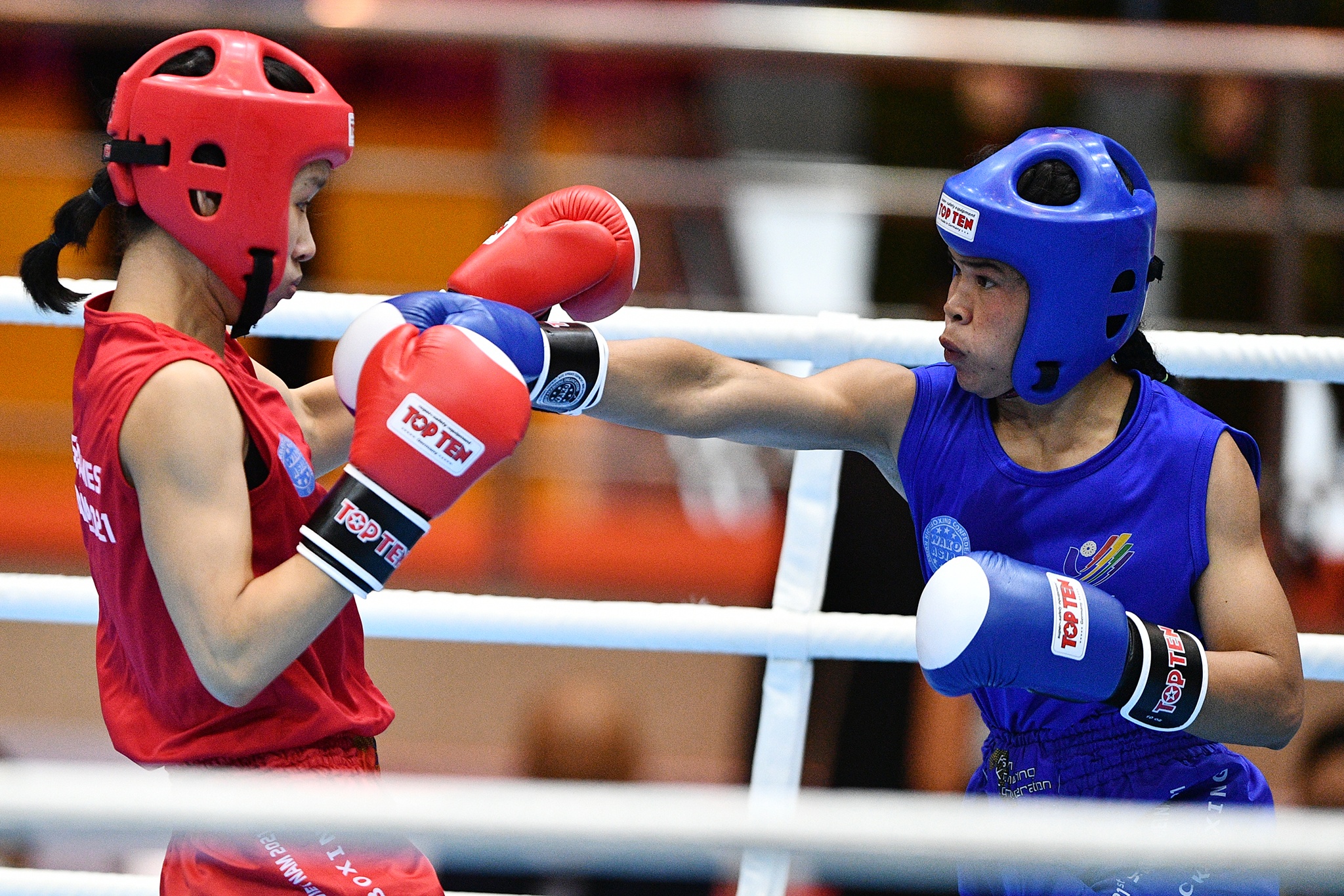 vận động viên Việt Nam đấu kickboxing ảnh 2 van dong vien Viet Nam dau kickboxing anh 2