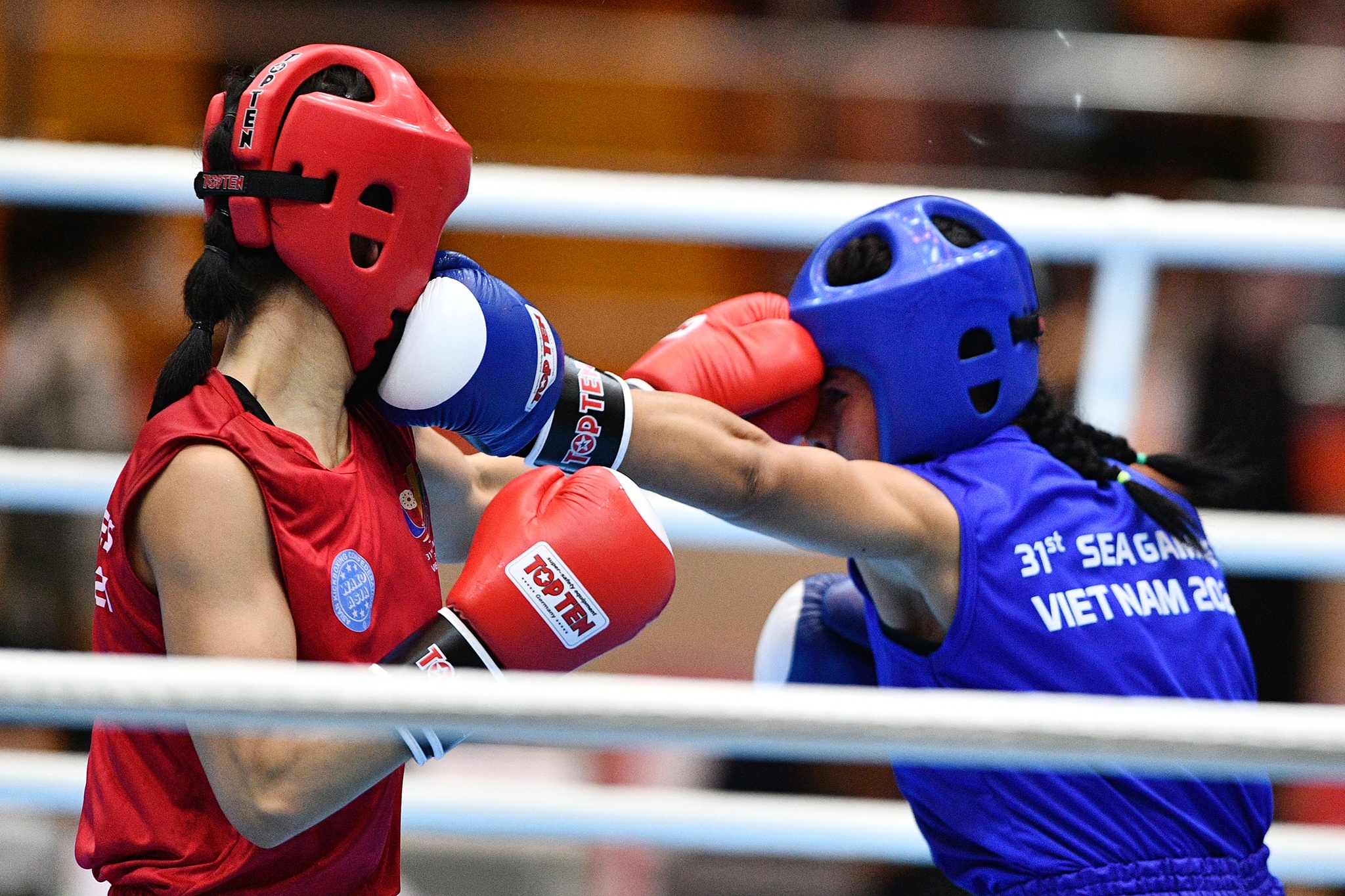 vận động viên Việt Nam đấu kickboxing ảnh 7 van dong vien Viet Nam dau kickboxing anh 7