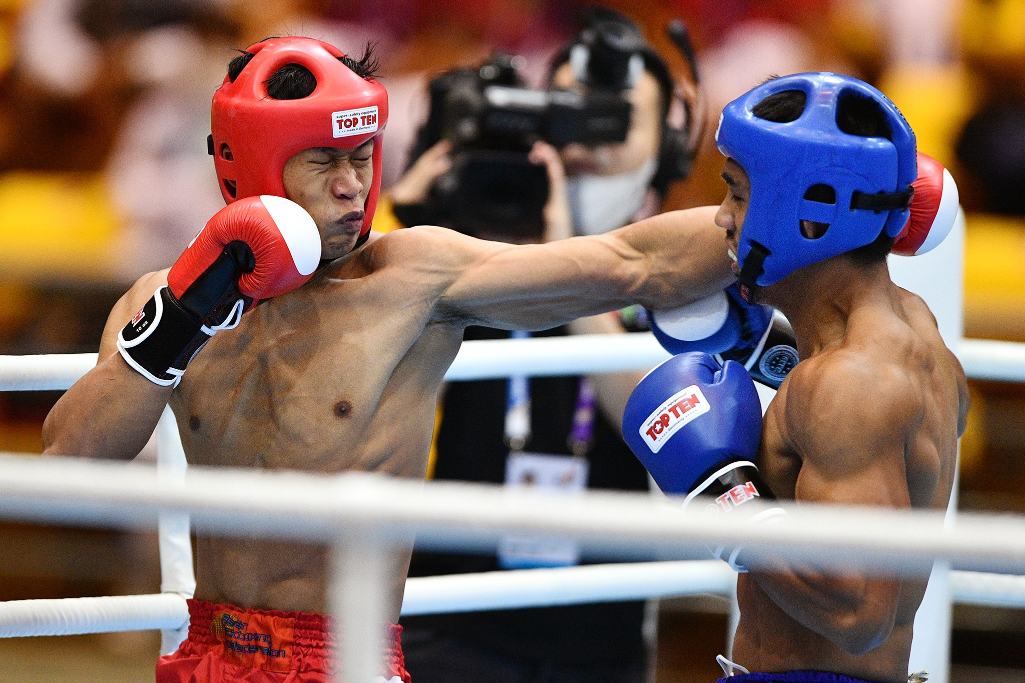 vận động viên Việt Nam đấu kickboxing ảnh 19 van dong vien Viet Nam dau kickboxing anh 19