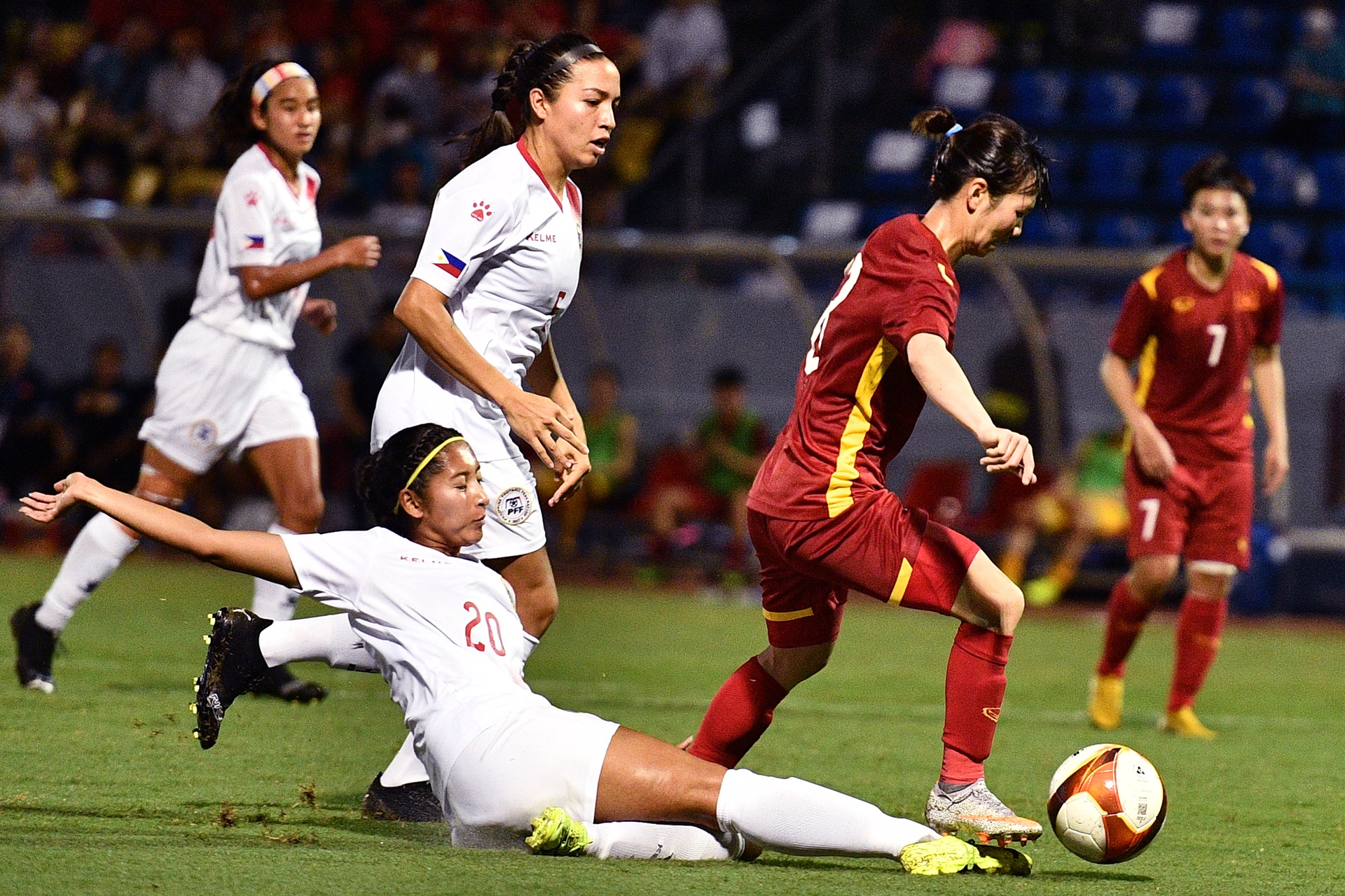 SEA Games bong da nu anh 6