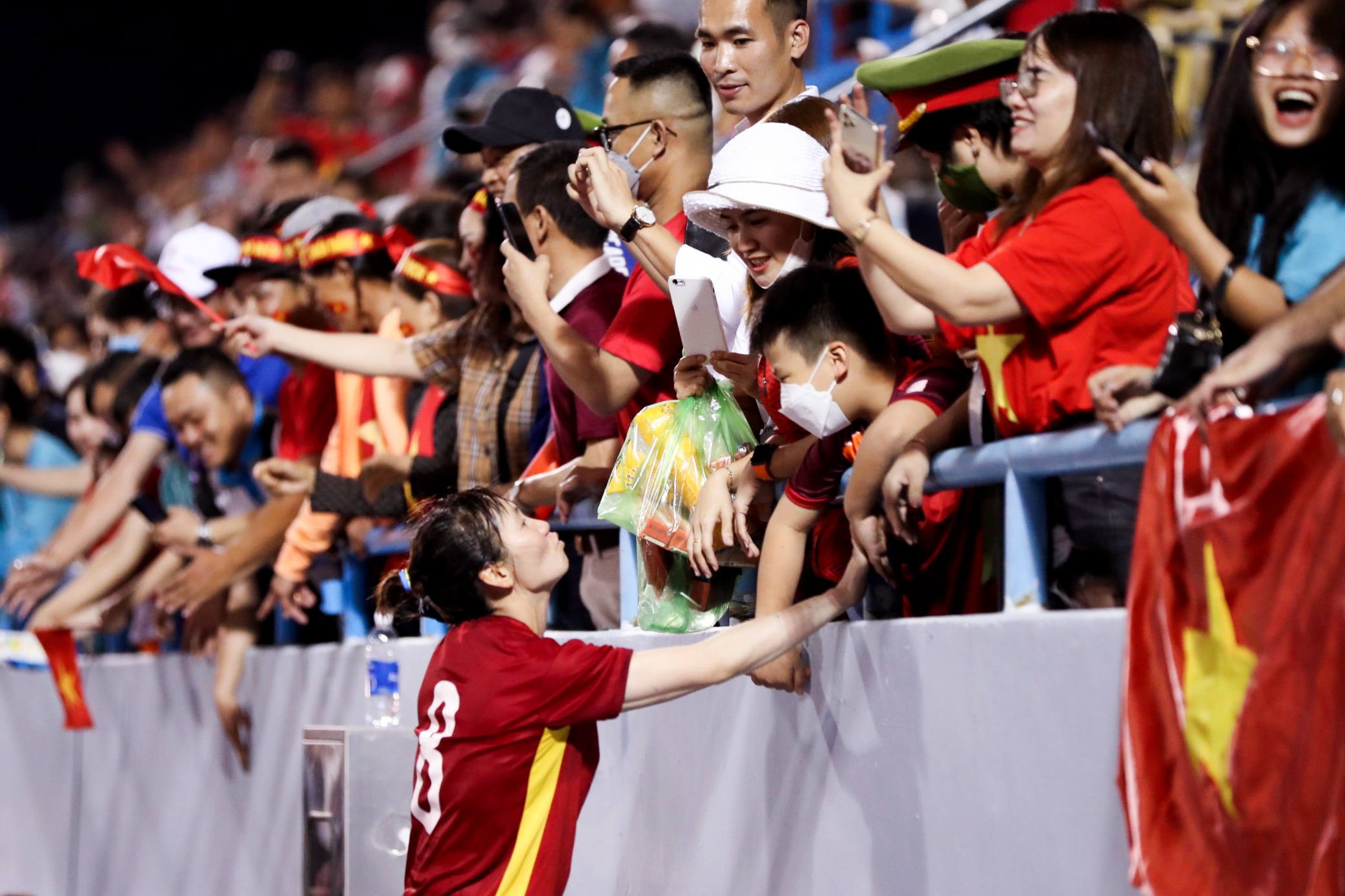 tuyen bong da nu Viet Nam vao chung ket SEA Games 31 anh 8