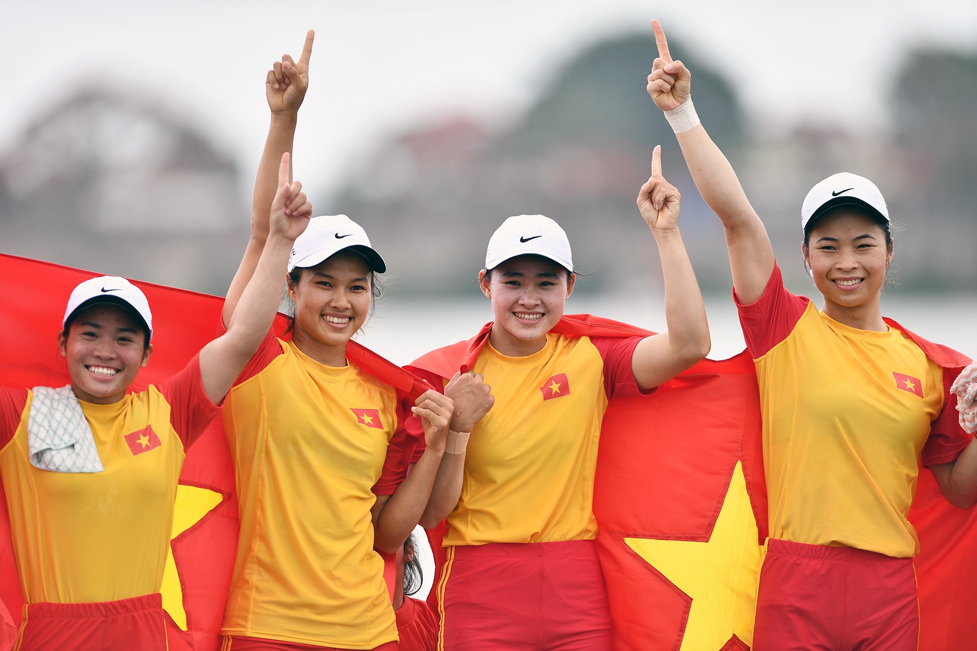 dua thuyen canoeing anh 18