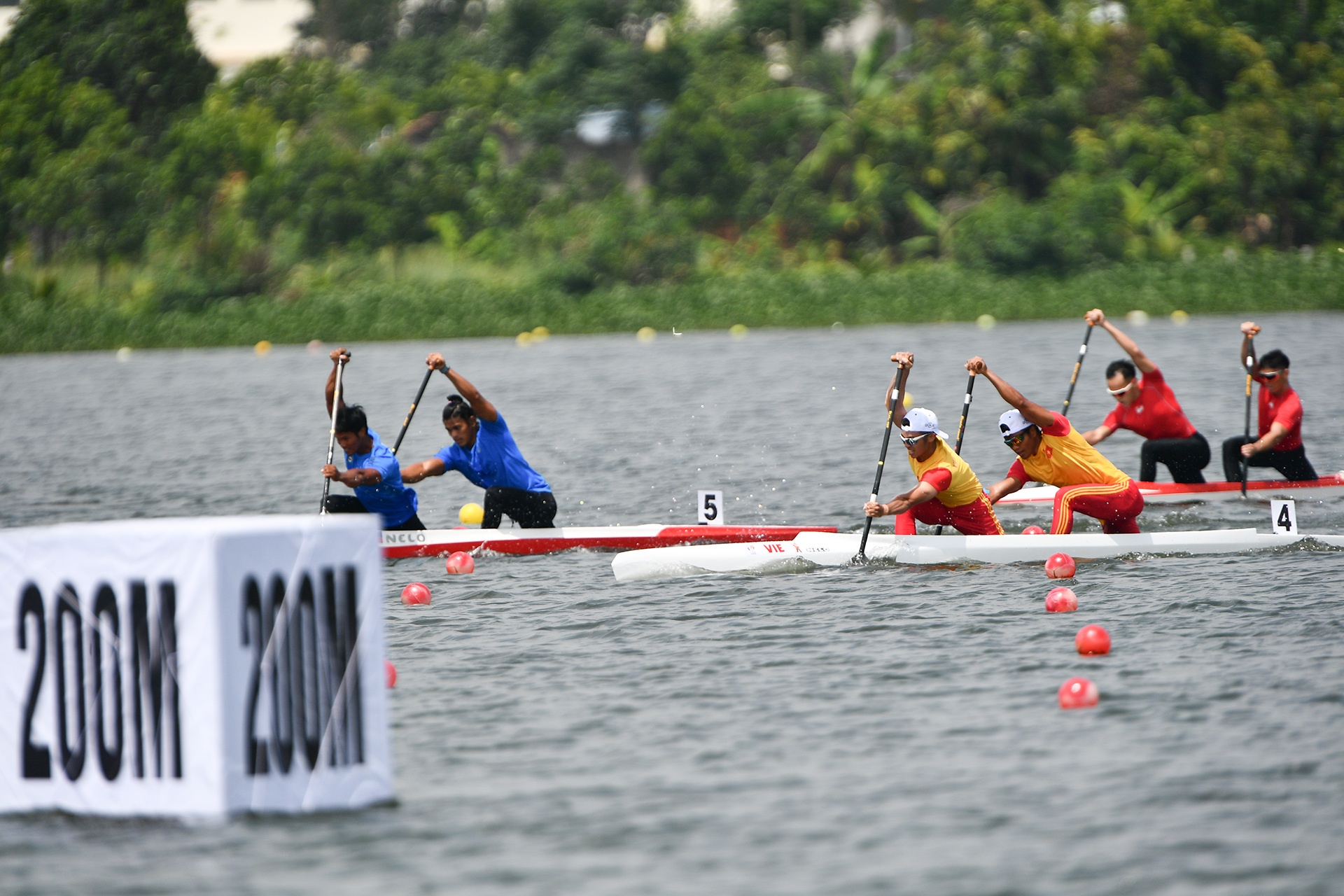 dua thuyen canoeing anh 8