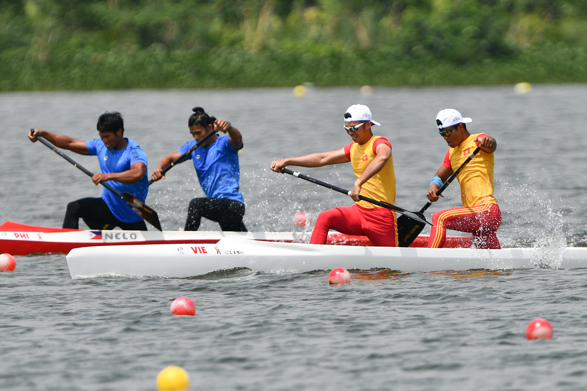 dua thuyen canoeing anh 9