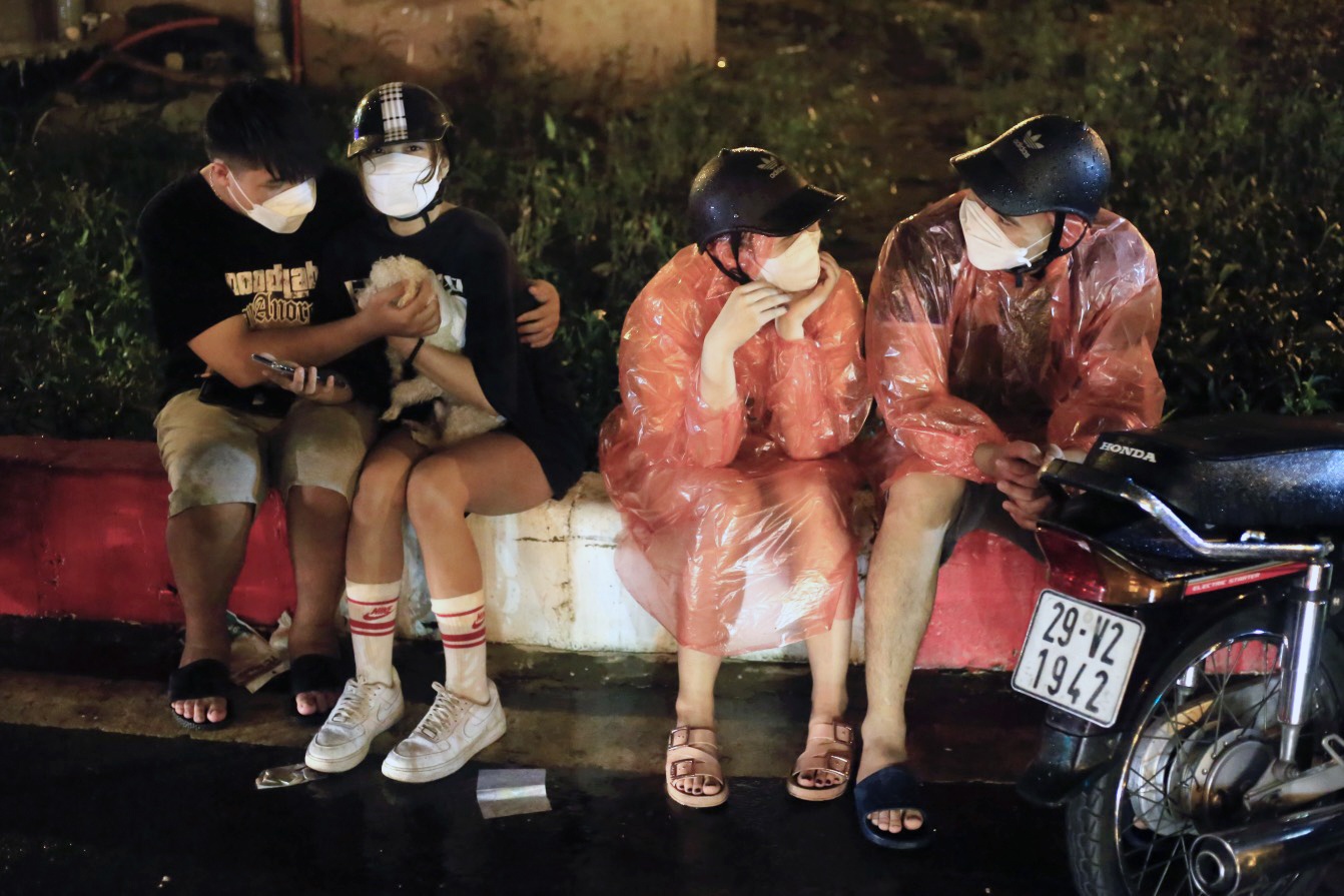 Ha Noi mua lon ngap khap noi anh 10