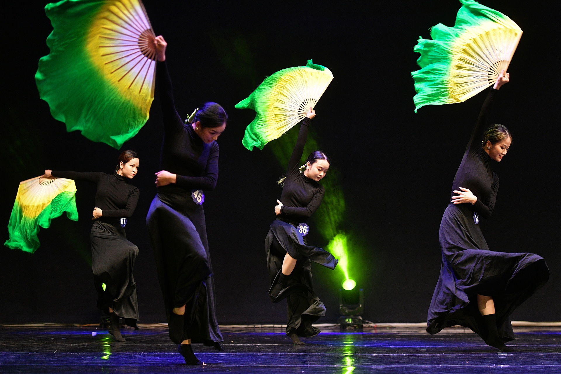 khoanh khac thi mua anh 10