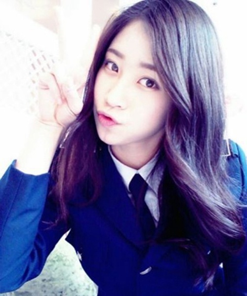 Nu sinh quan su Han Quoc khien dan mang thich thu hinh anh