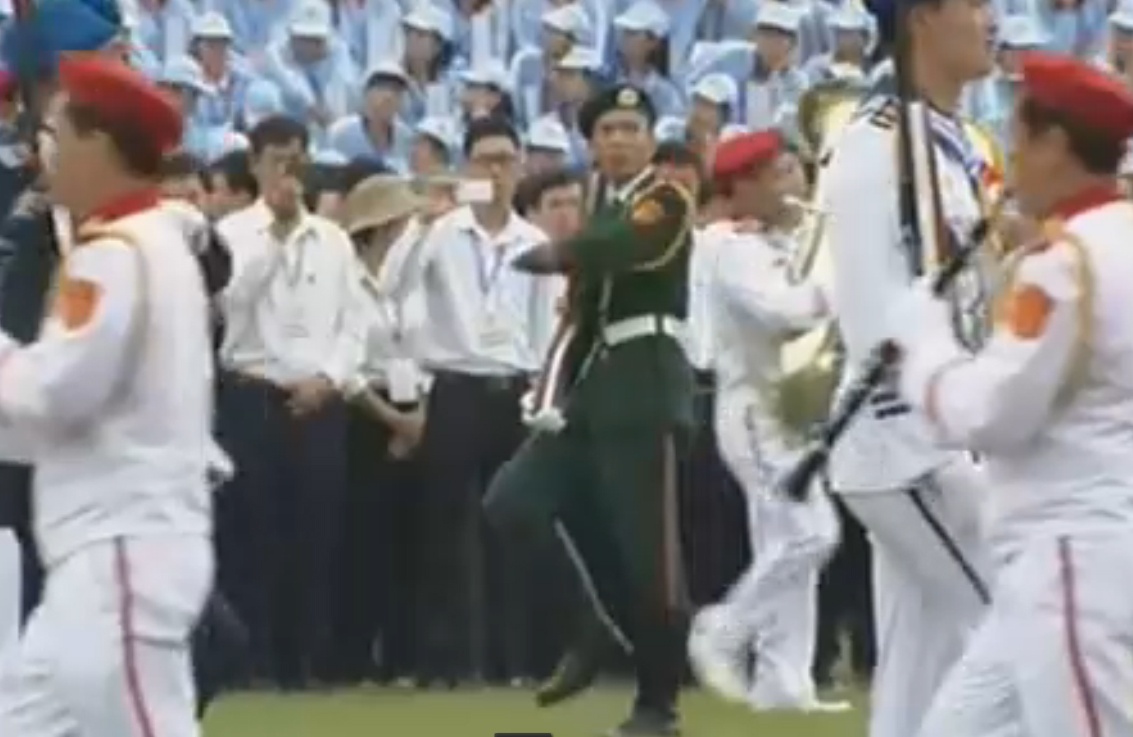 Man mua sung cua cac luc luong vu trang Viet Nam hinh anh