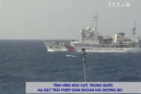 Can canh tau Hai canh Trung Quoc chan tau Viet Nam hinh anh