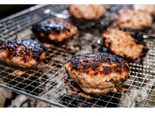 Nhung thuc pham tro nen doc hai neu bi nau qua chin hinh anh