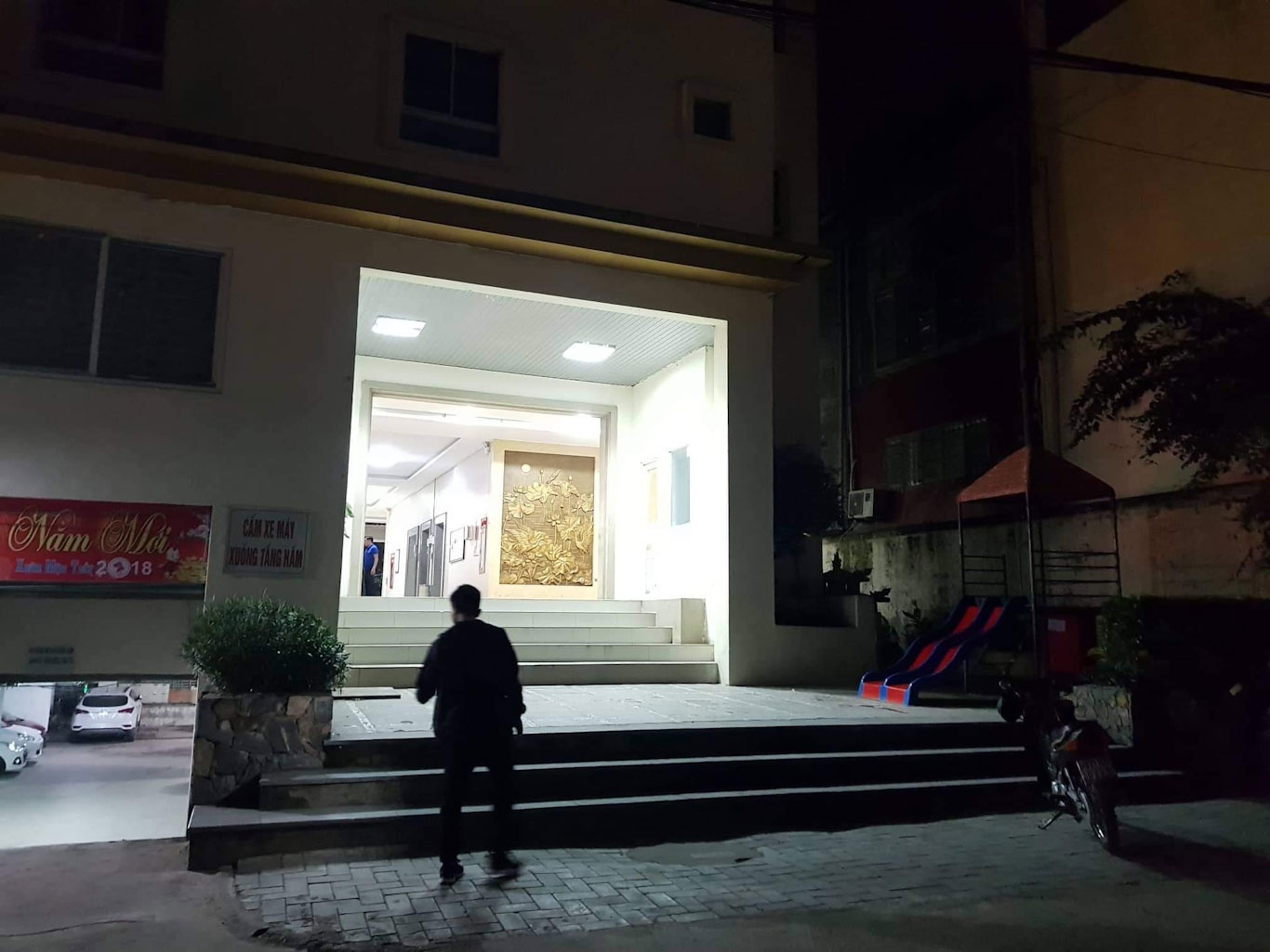 Gach roi tu vong anh 1