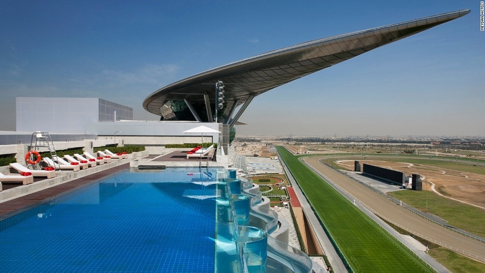 10 truong dua ngua noi tieng nhat the gioi anh 11