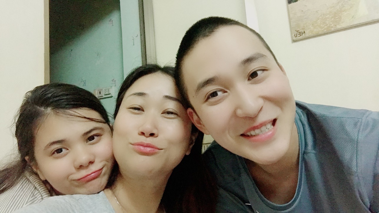 Nghe si viola dung am nhac giup tre tu ky hinh anh