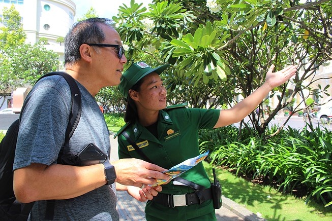 Co gai xung phong 5 nam khong biet duoc thit kho ngay Tet hinh anh