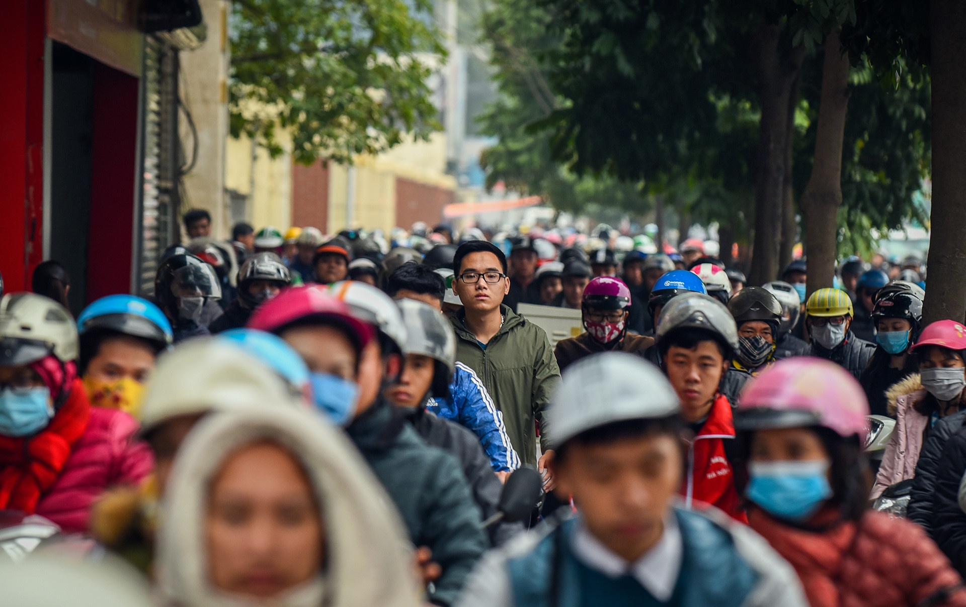 Ha Noi cam xe may anh 2