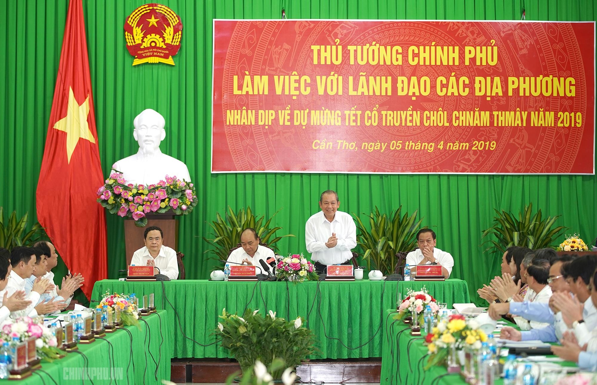 Thủ tướng Nguyễn Xuân Phúc ảnh 1 Thu tuong Nguyen Xuan Phuc anh 1