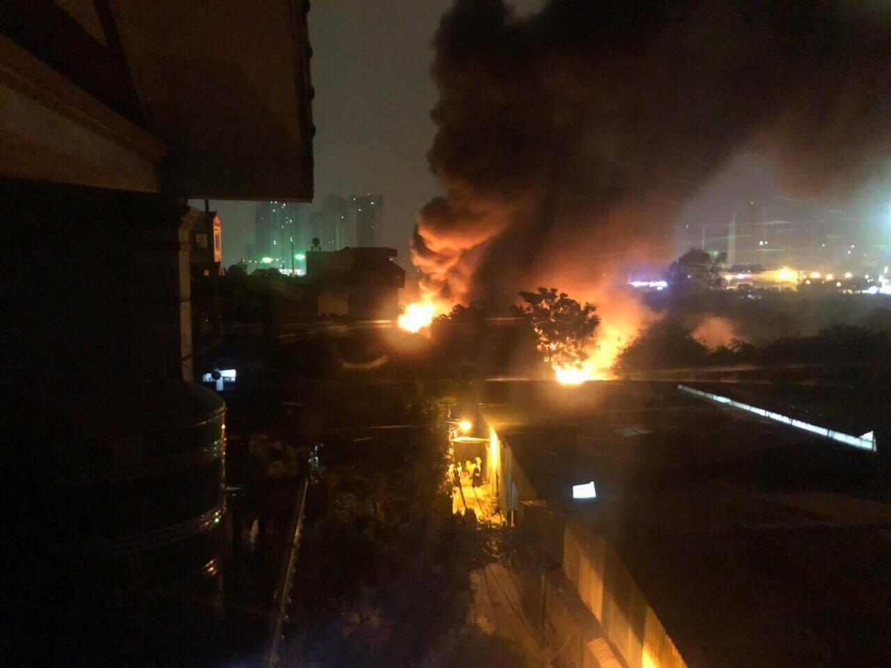 chay 8 nguoi chet o Trung Van anh 1