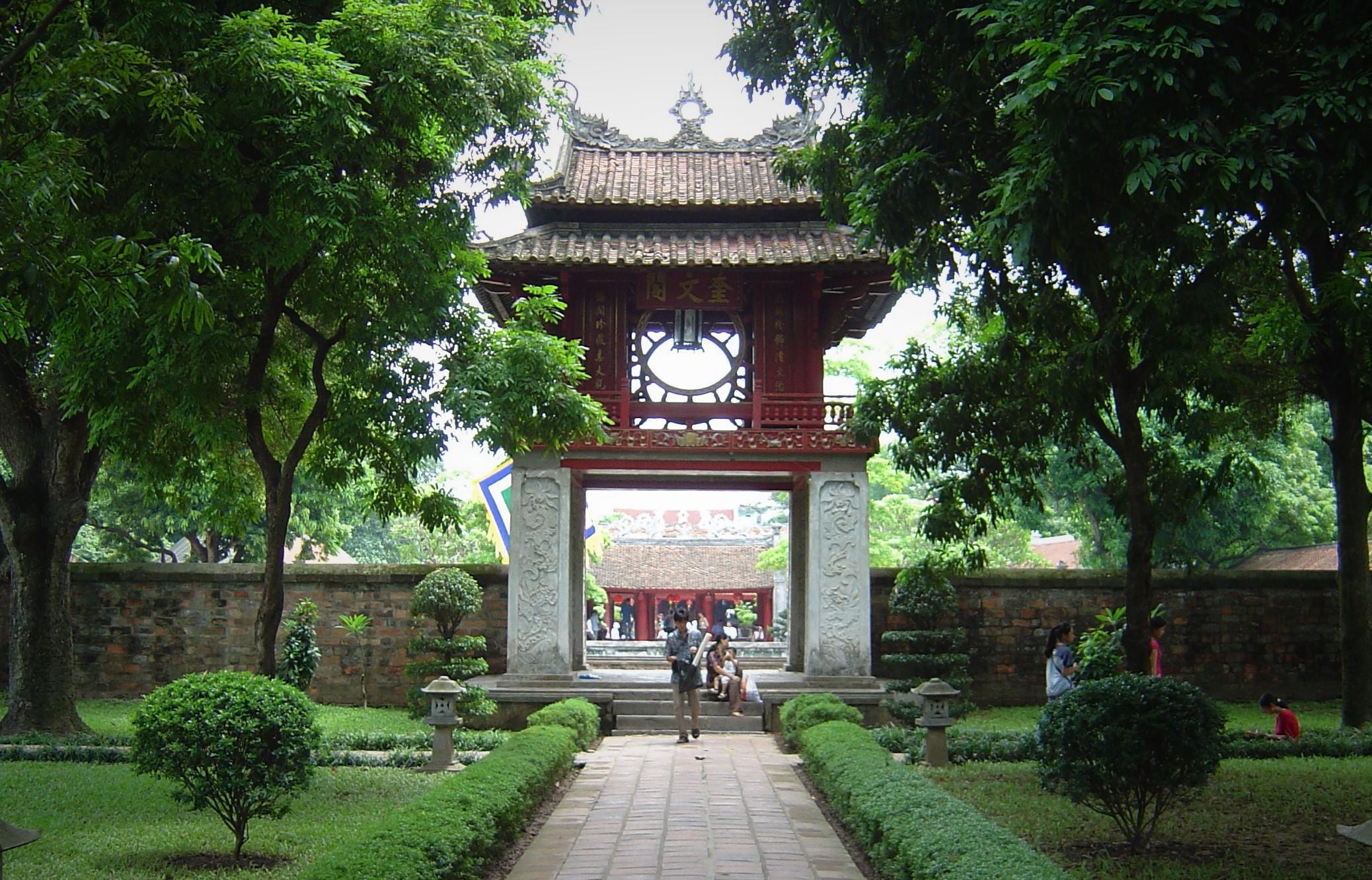 Thu tuong muon Van Mieu tiep tuc la noi ton vinh nen giao duc Viet Nam hinh anh