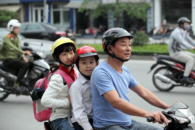 'Phuong an lam viec luc 8h30, nghi trua 1 tieng se gay xao tron lon' hinh anh