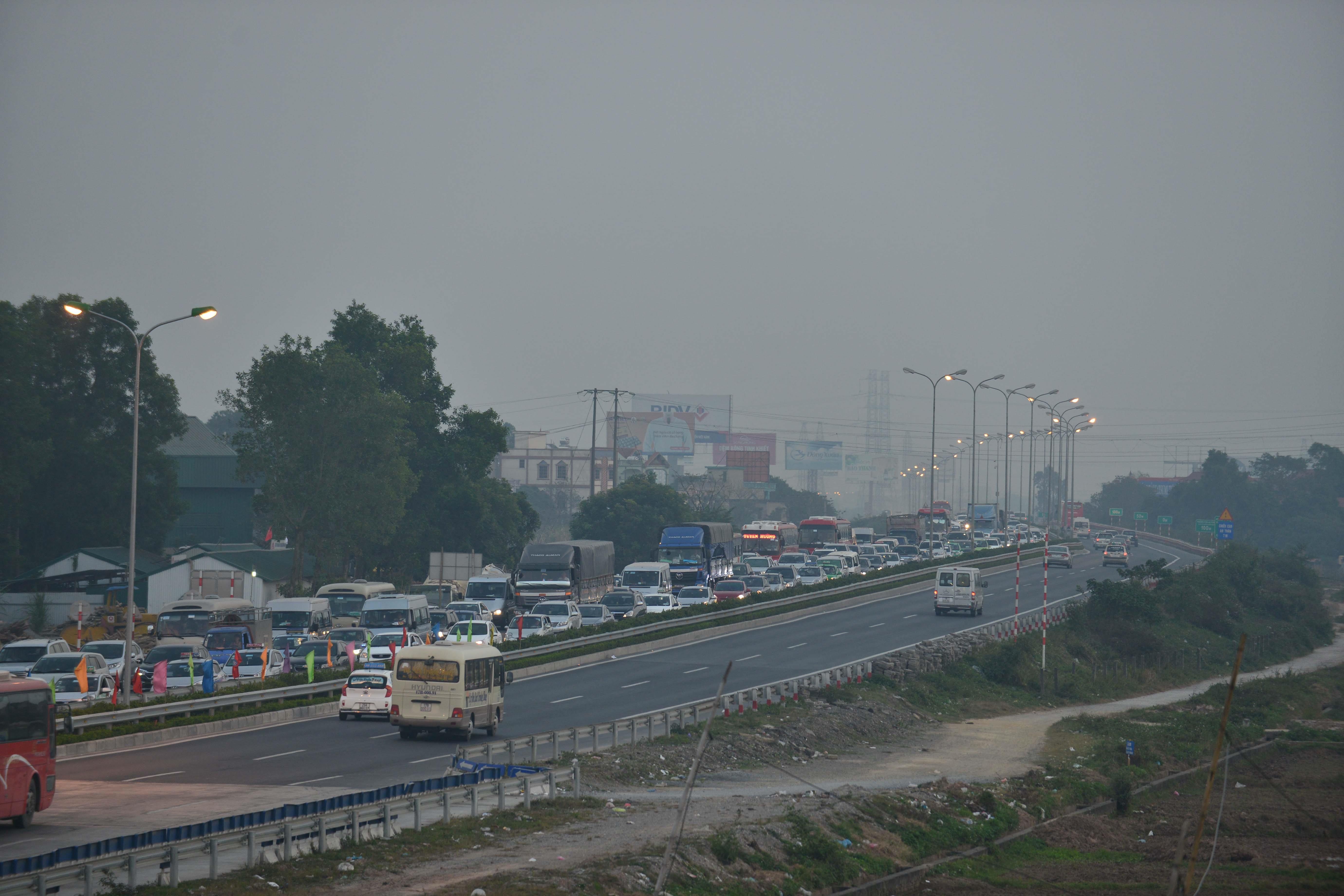 Noi duong 70 vao cao toc Phap Van - Cau Gie anh 1