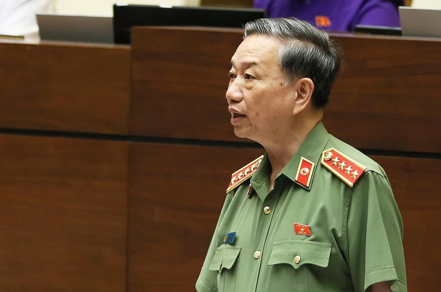 Bo truong To Lam: Phat 200.000 dong hanh vi sam so la khong du ran de hinh anh