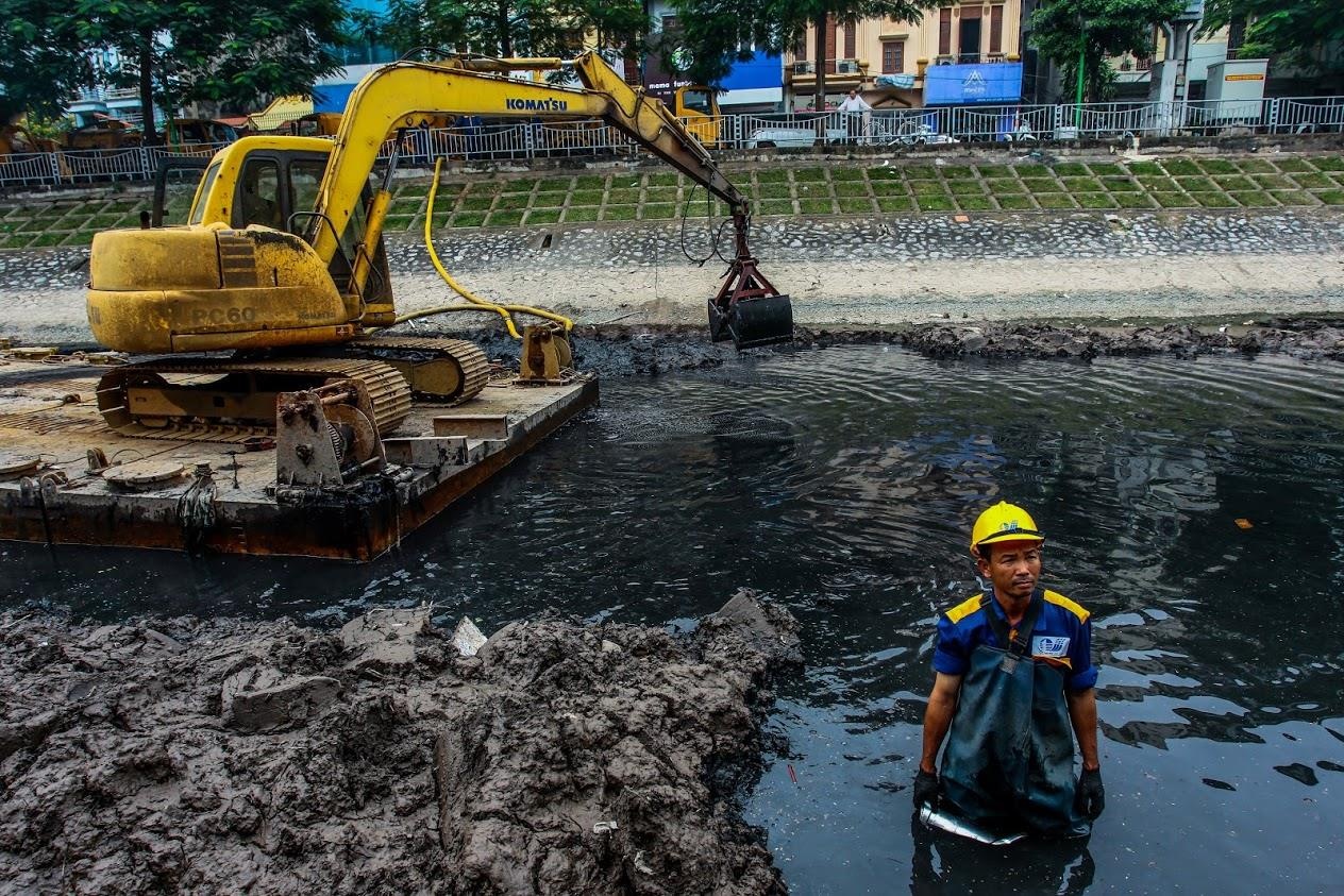 To Lich vi dau tro thanh dong song chet? hinh anh