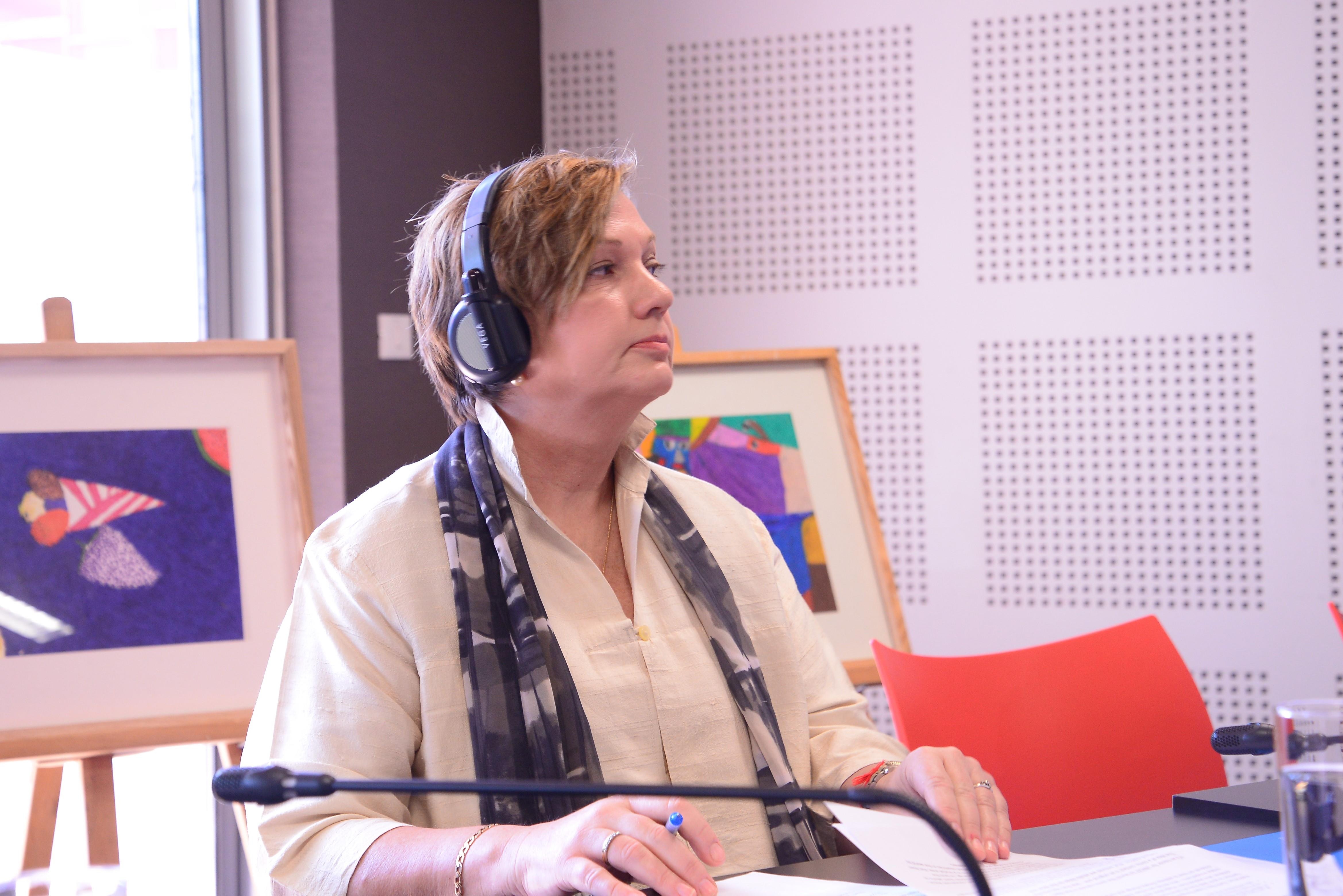 Vẽ hoạt hình cứu Trái đất Unicef ảnh 1 Ve hoat hinh cuu Trai dat Unicef anh 1