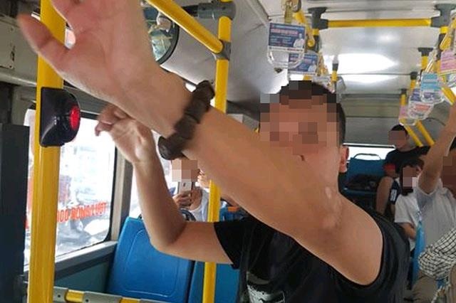 Hà Nội lắp camera phát hiện kẻ biến thái ảnh 1 Ha Noi lap camera phat hien ke bien thai anh 1