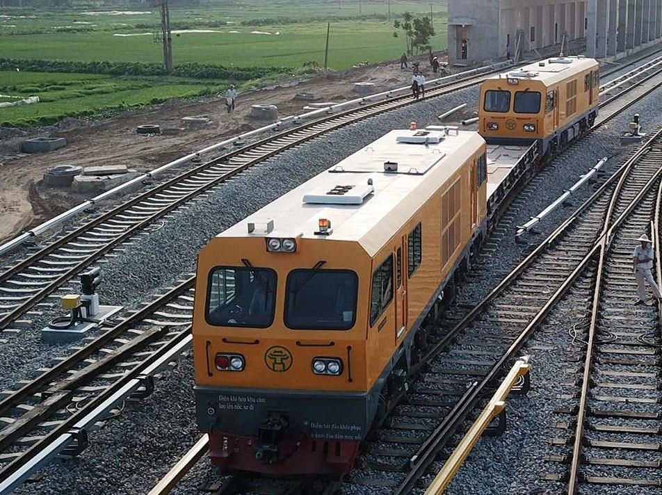 Vingroup va T&T muon lam duong sat do thi nhung dang phai tam dung hinh anh