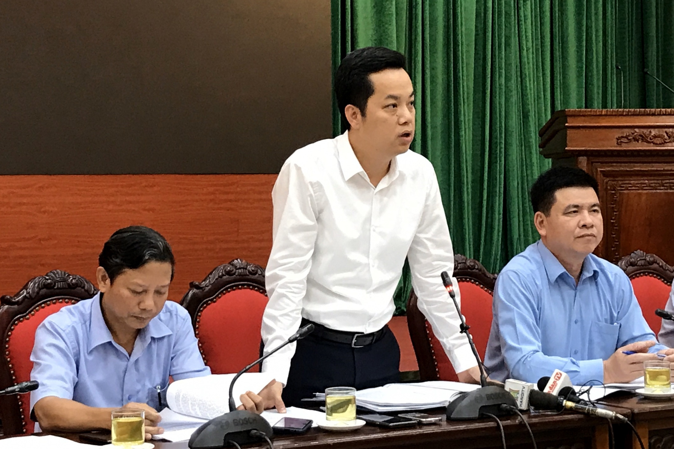 chat luong nuoc sach song Da,  o nhiem dau thai nuoc sach song Da anh 1