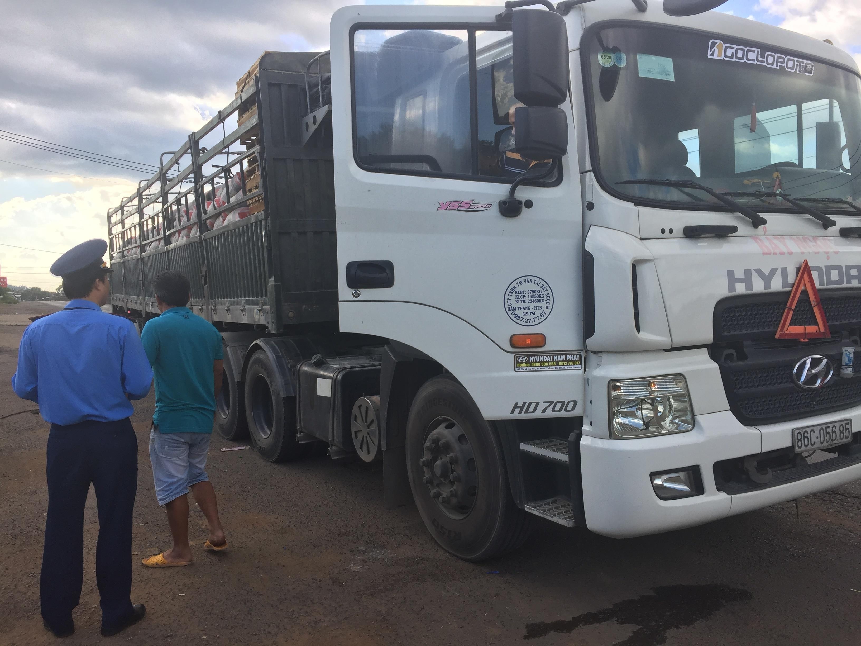 Nhieu CSGT Dong Nai bat ngo nhan duoc thong bao nhan tien hinh anh