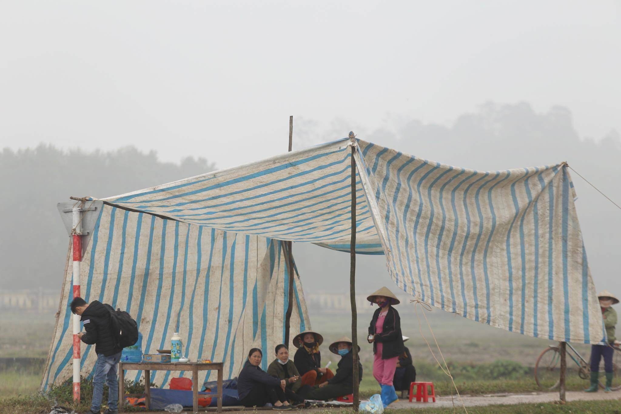 chan loi bai rac Nam Son anh 1