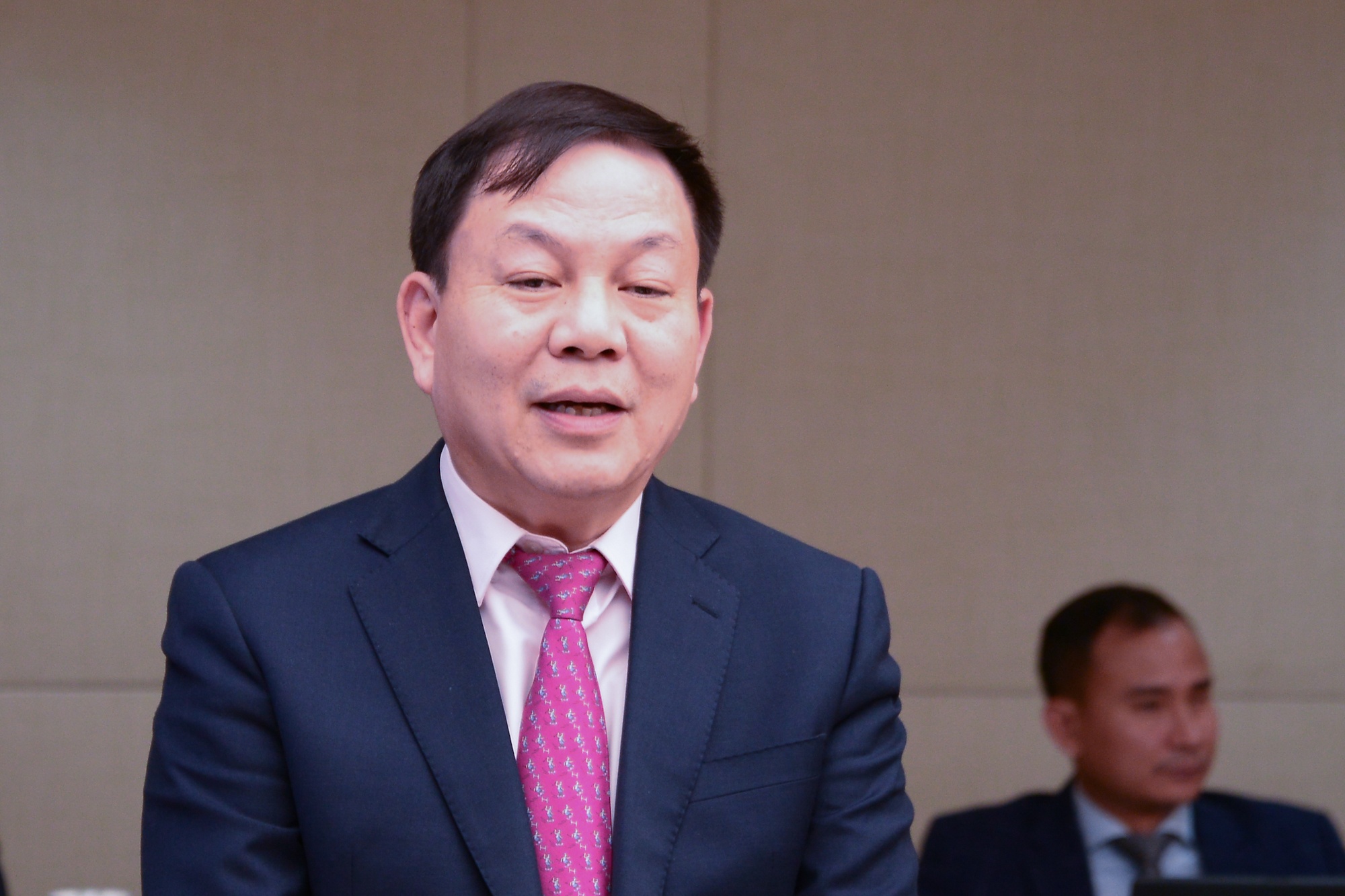 Truong ban kinh te Trung uong,  Nguyen Van Binh anh 3