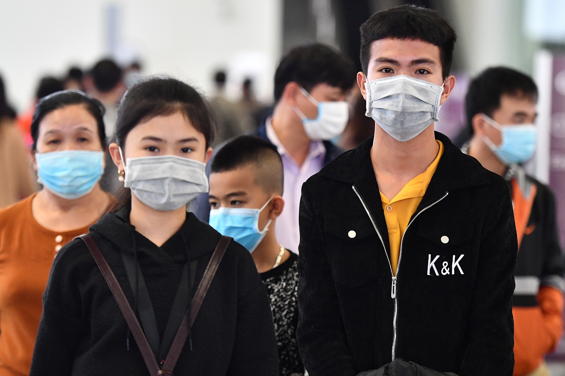 Ha Noi muon sung cong quy 600.000 khau trang de phat cho hoc sinh hinh anh