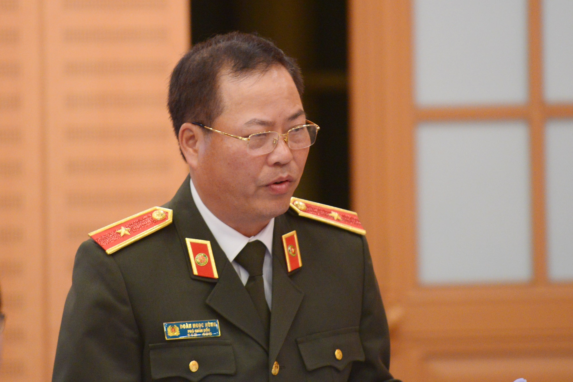 Han che tham than, gui qua vao trai giam de phong dich Covid-19 hinh anh