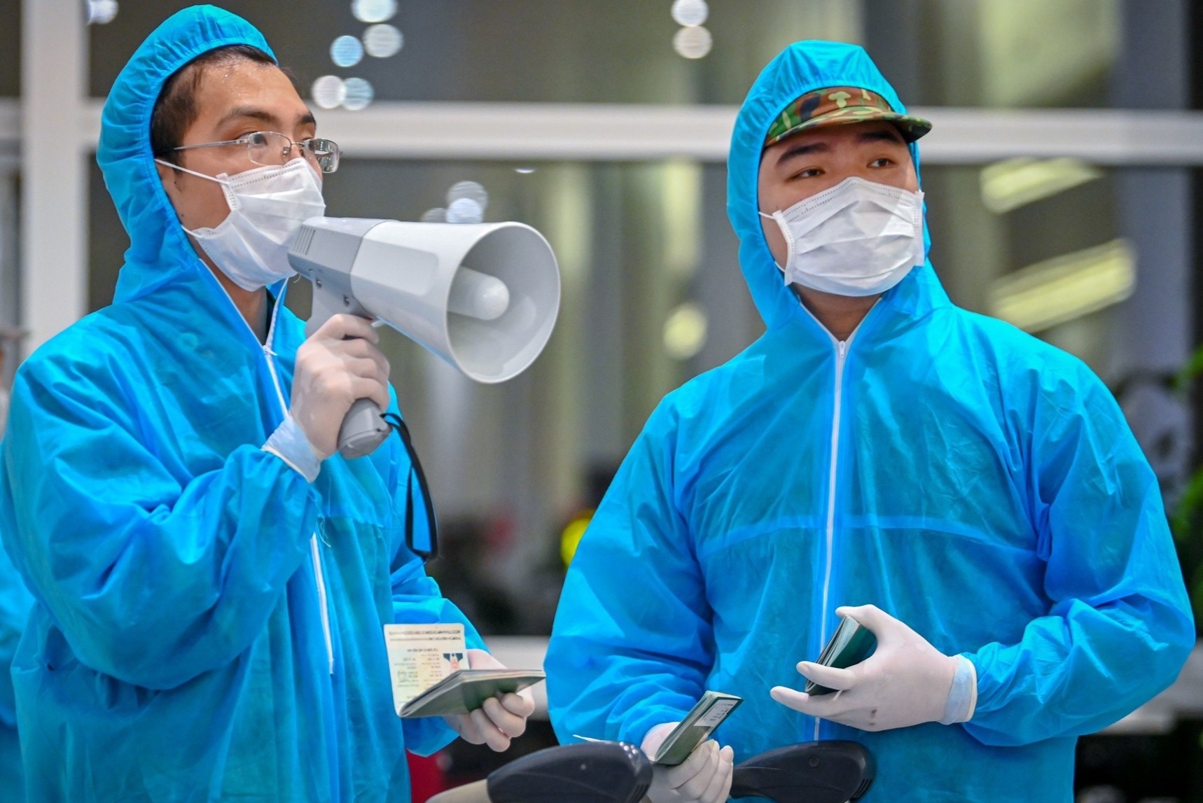 Ong Nguyen Duc Chung: Giam sat chat truong hop nhap canh vao Ha Noi hinh anh