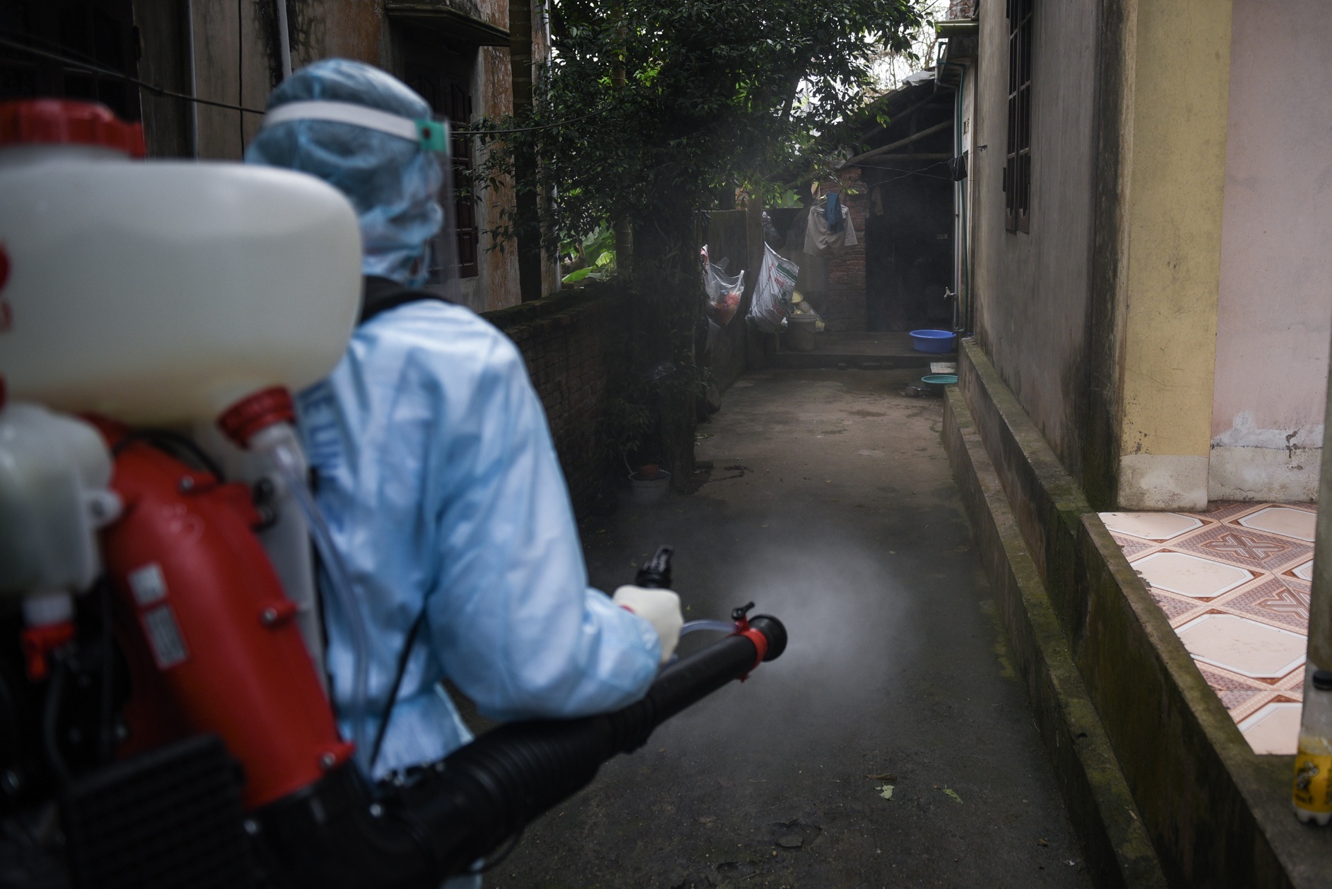 o dich Covid-19 Ha Loi,  dich Covid-19 ngay 12/4 anh 2